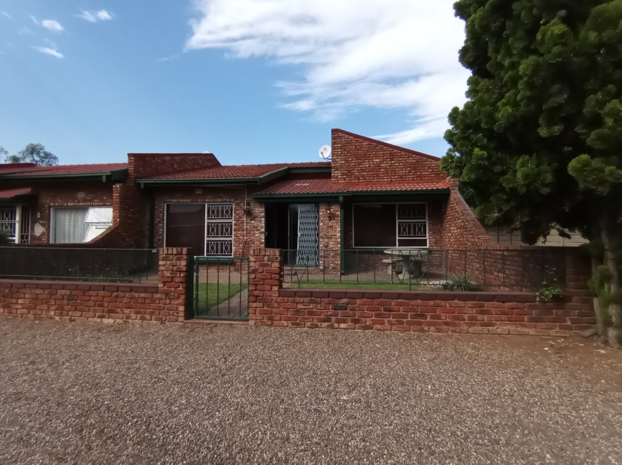 2 Bedroom Property for Sale in Parys Free State